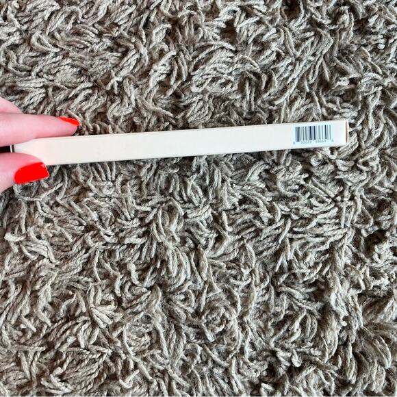 NWT! Basic Beauty Gel Lip Liner Duo in Latte and Cocoa - Picture 6 of 6